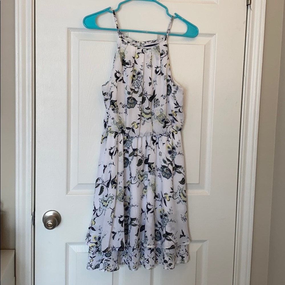 Francesca’s White Floral Spaghetti Strap Dress